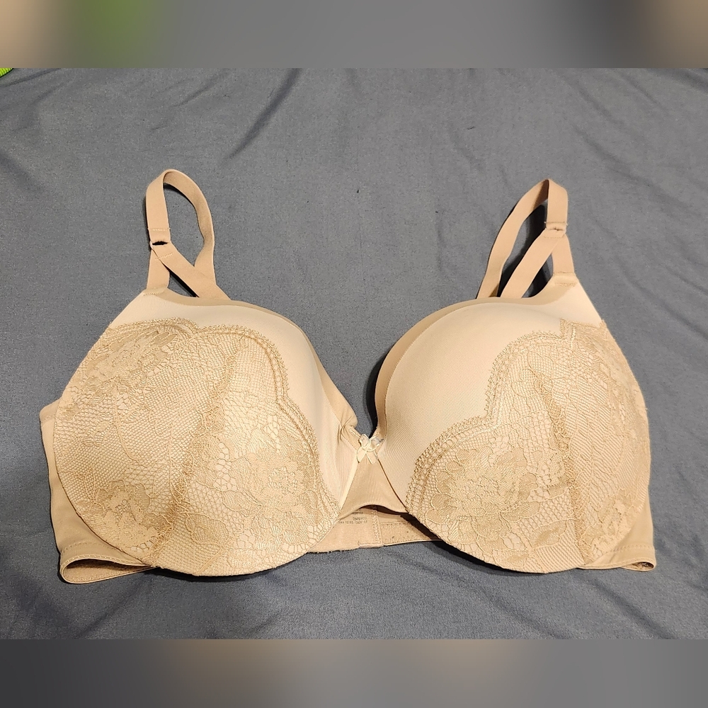 Women's MaidenForm Beige/Nude Push Up Bra // 38D